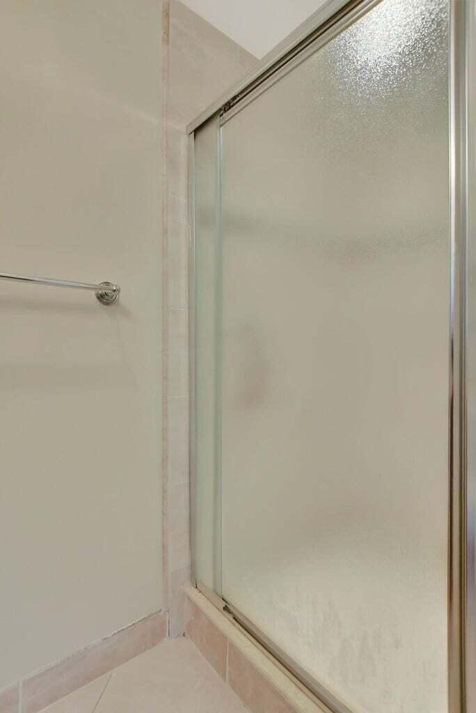 KINGS POINT NORMANDY CONDOS - Residential Lease