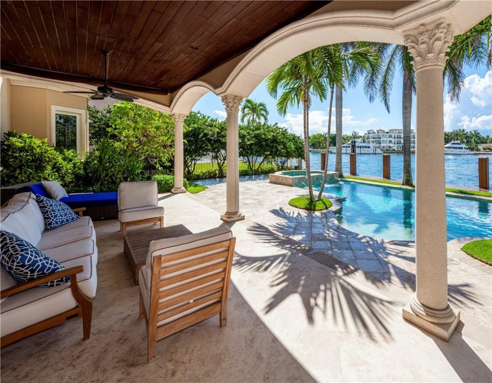 Lighthouse Point First Se - Residential