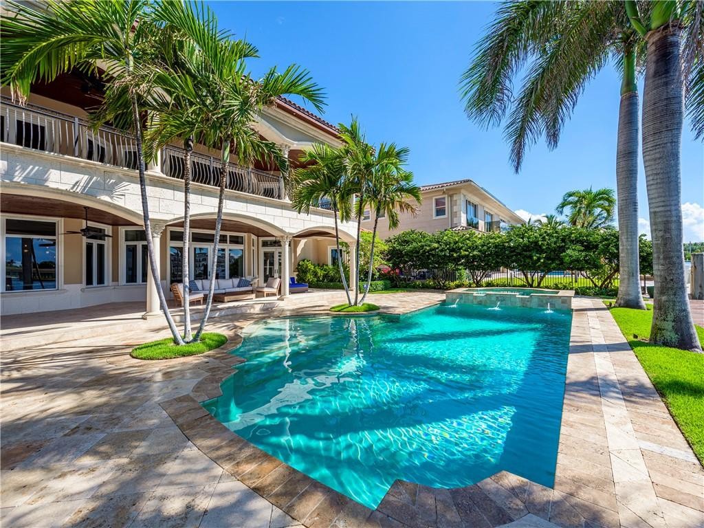 Lighthouse Point First Se - Residential