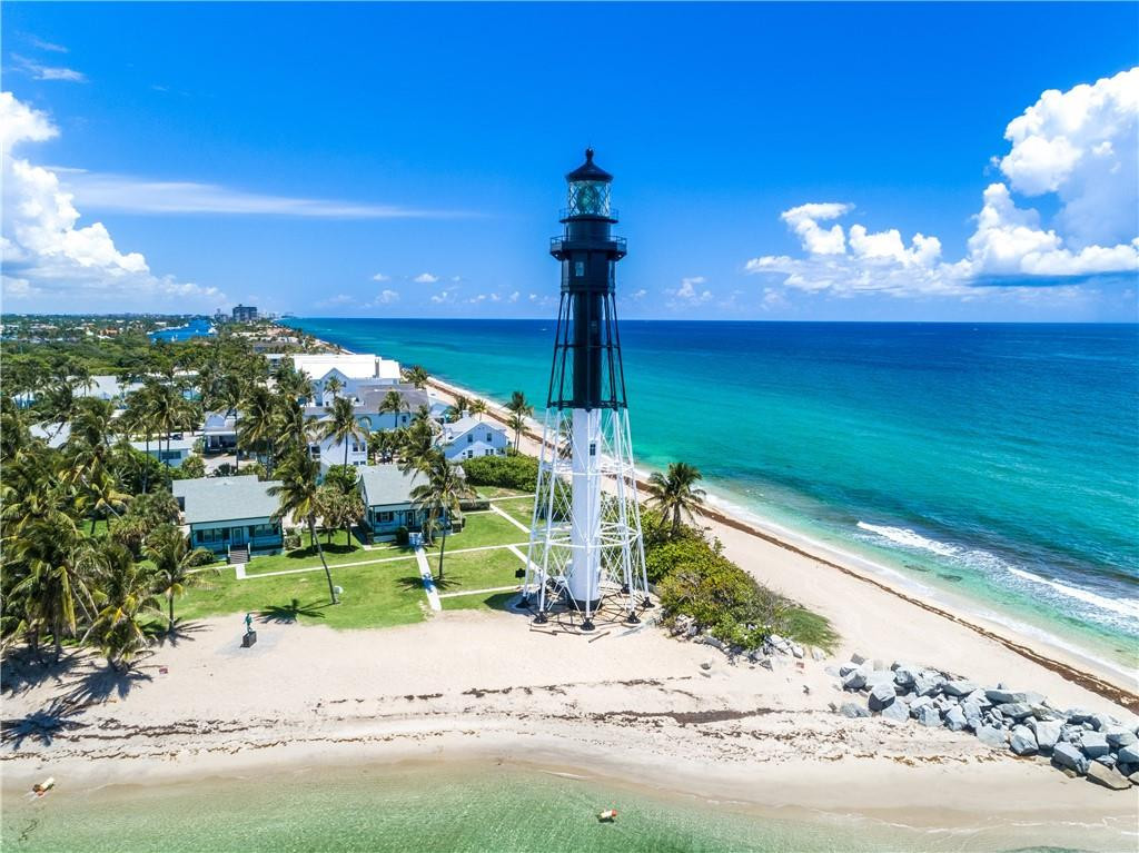 Lighthouse Point First Se - Residential