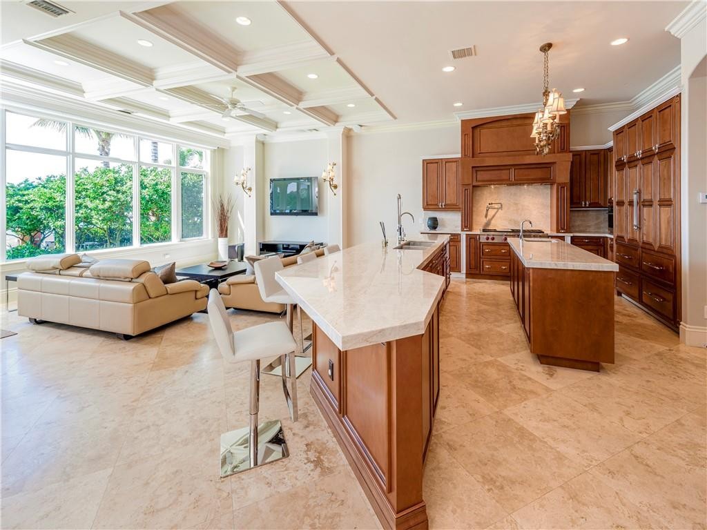 Lighthouse Point First Se - Residential