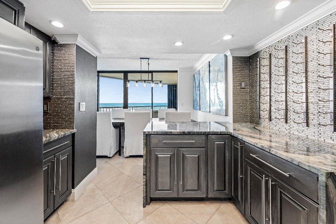 SEAWINDS CONDO - Residential