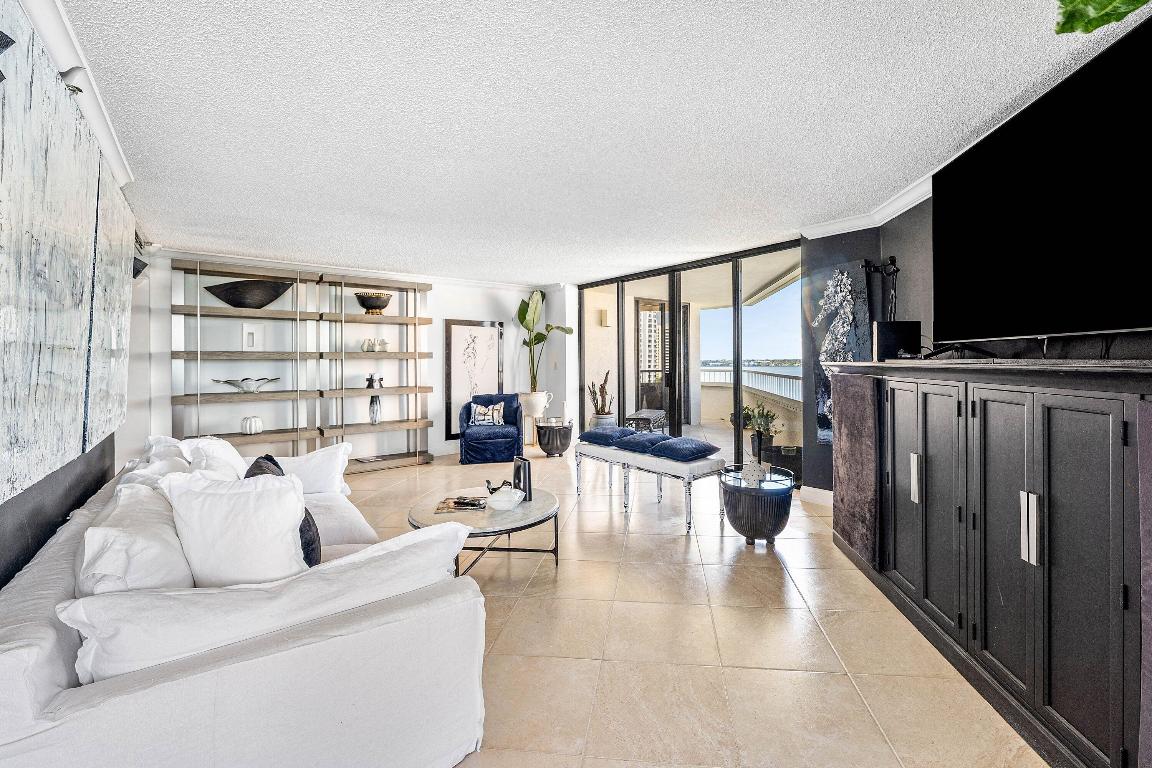 SEAWINDS CONDO - Residential