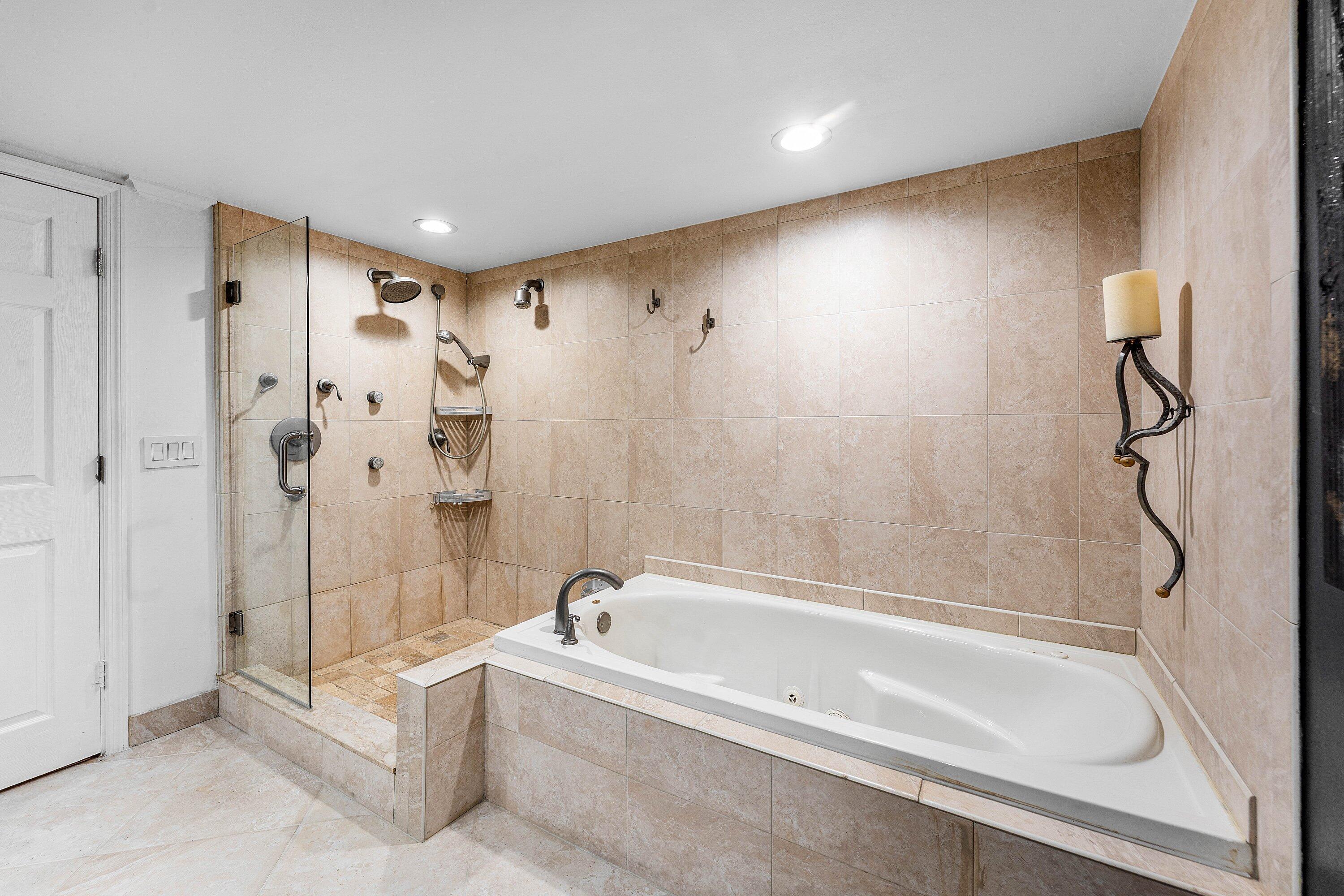 SEAWINDS CONDO - Residential