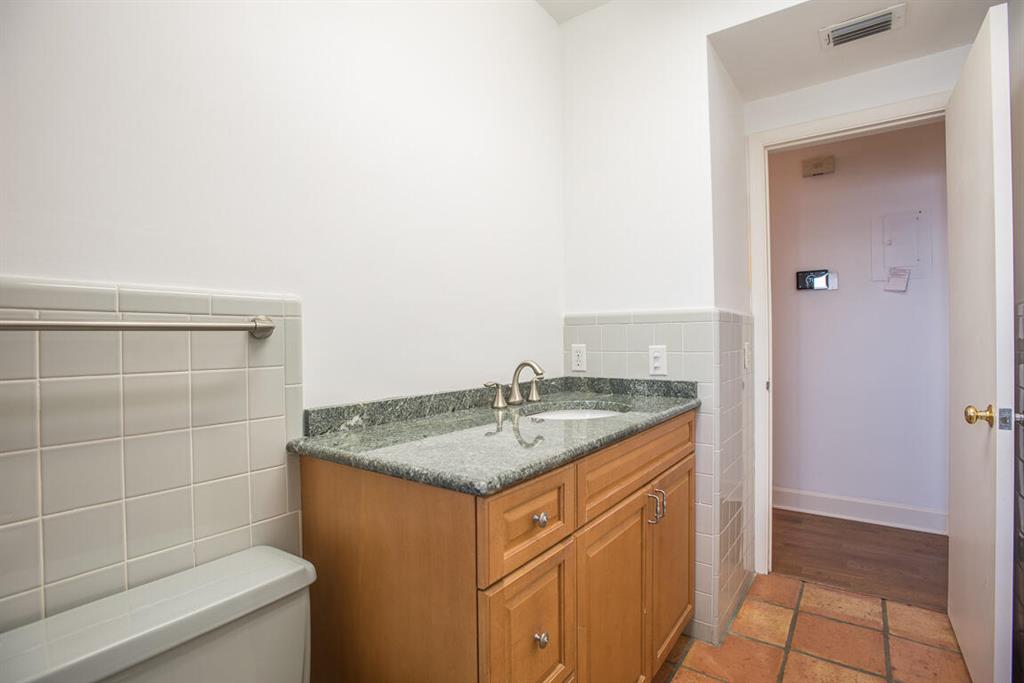 OUTRIGGER CONDO - Residential