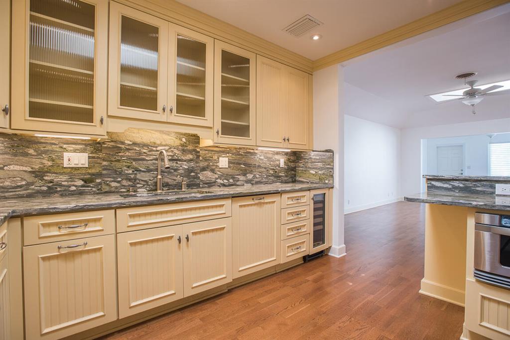 OUTRIGGER CONDO - Residential