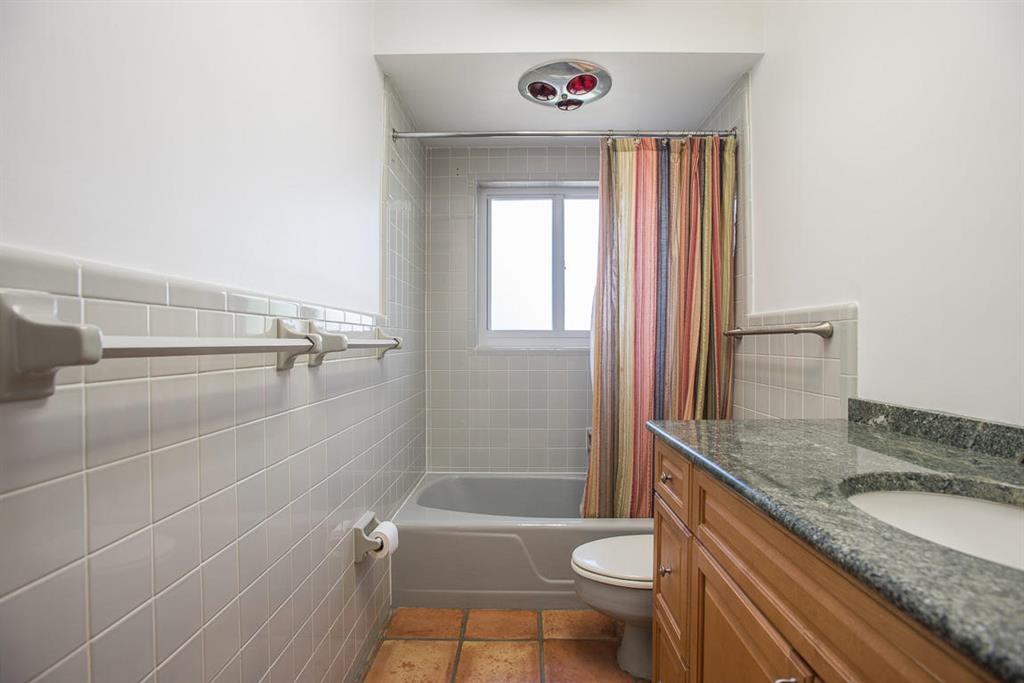 OUTRIGGER CONDO - Residential