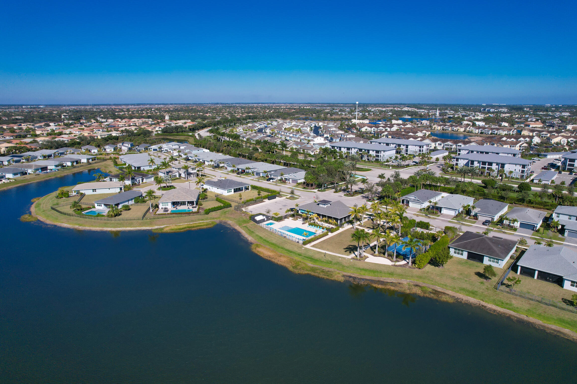 MATTAMY AT SOUTHERN GROVE - Residential