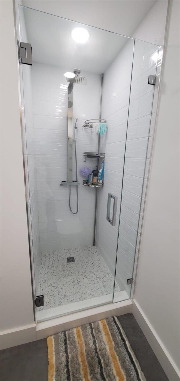 LA PAZ AT BOCA POINTE - Residential Lease