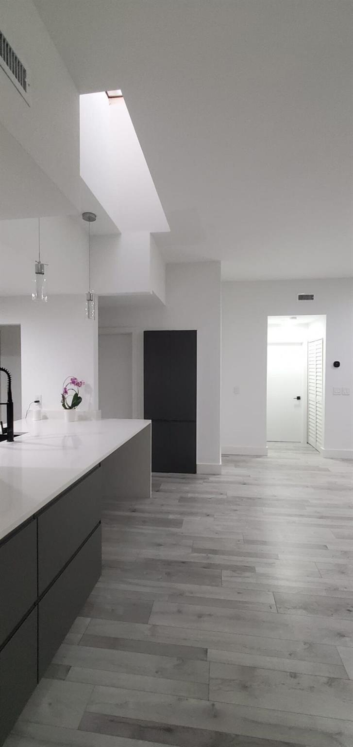 LA PAZ AT BOCA POINTE - Residential Lease