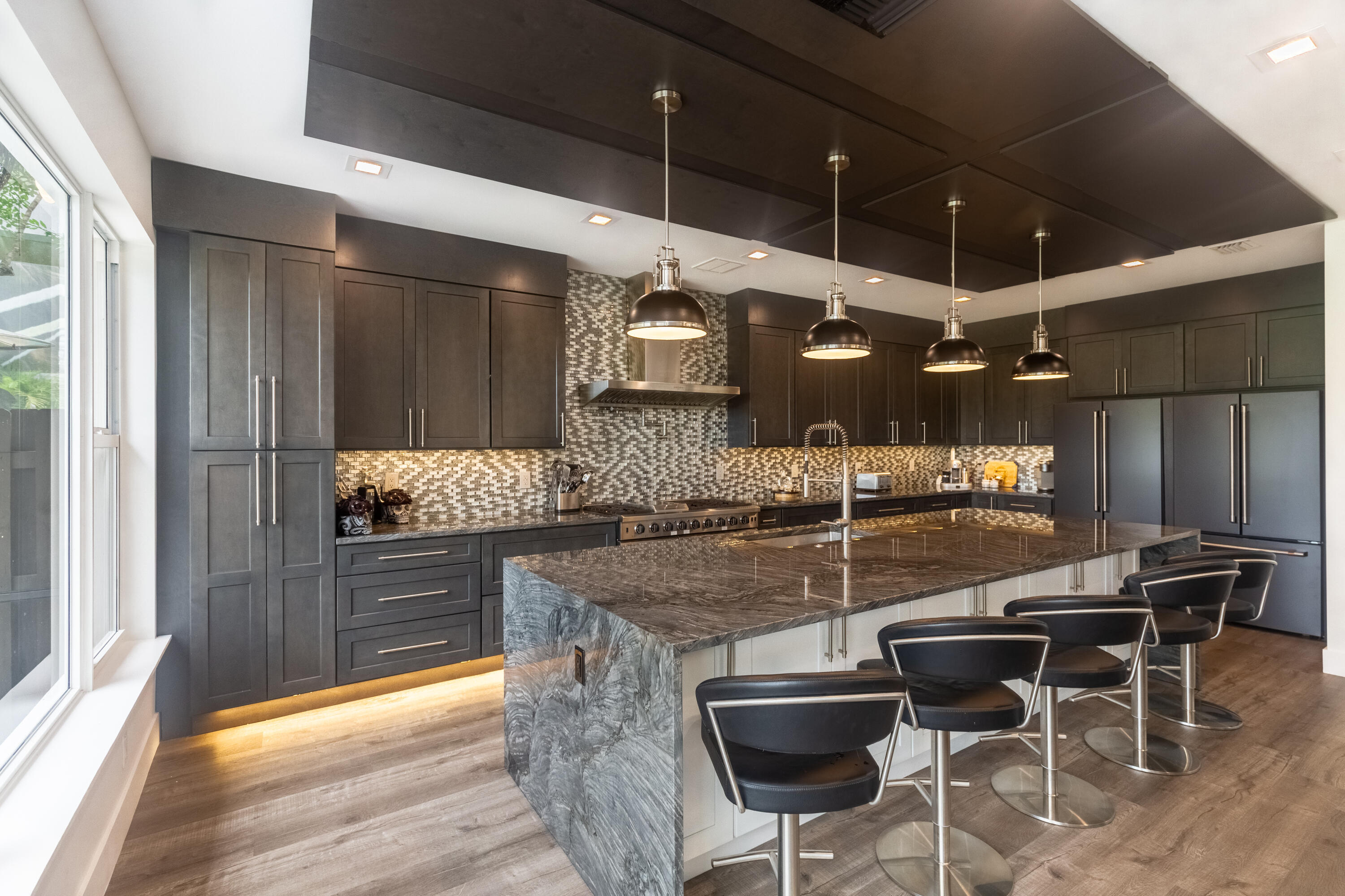 IBIS GOLF AND COUNTRY CLUB 10 - Residential Lease