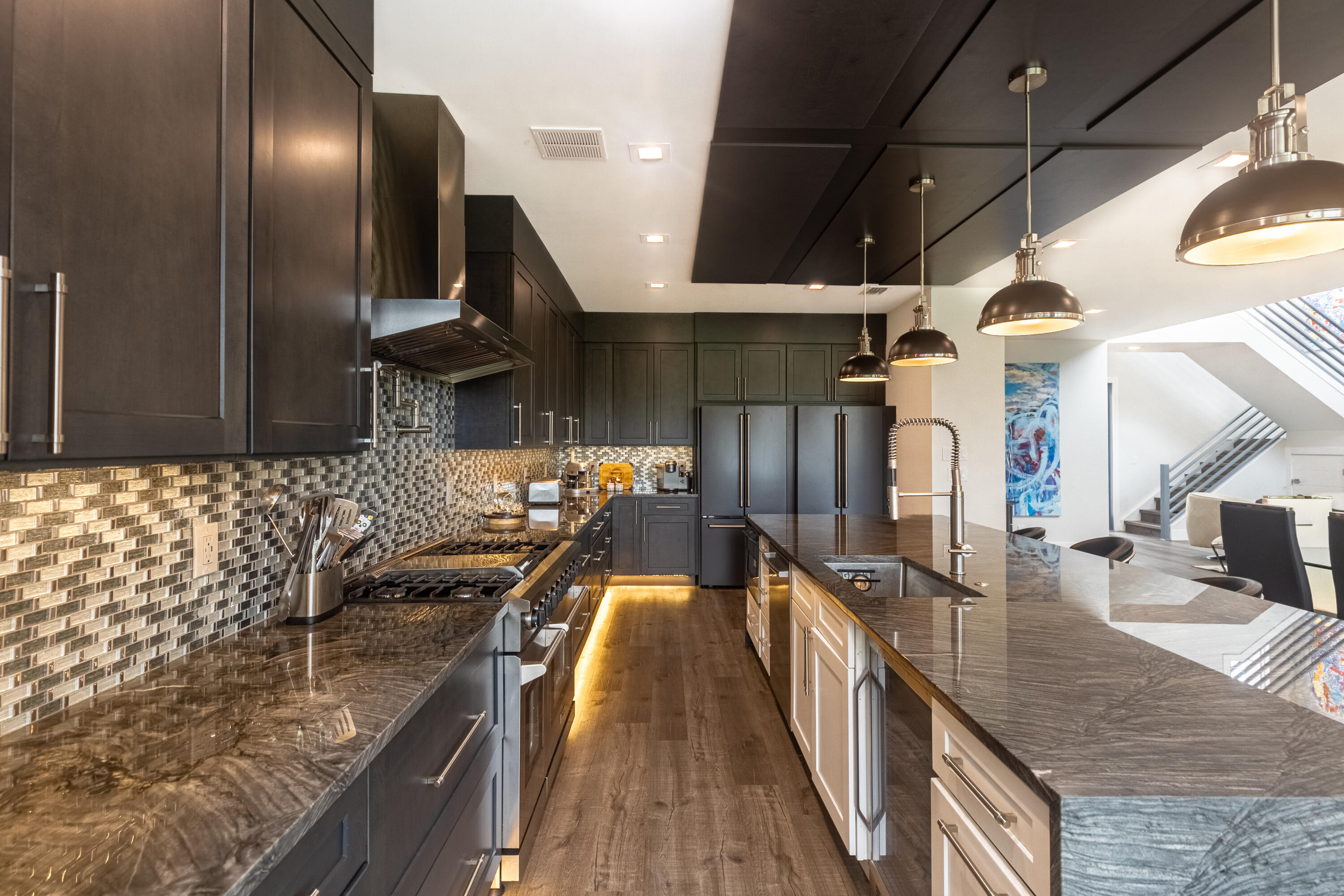 IBIS GOLF AND COUNTRY CLUB 10 - Residential Lease