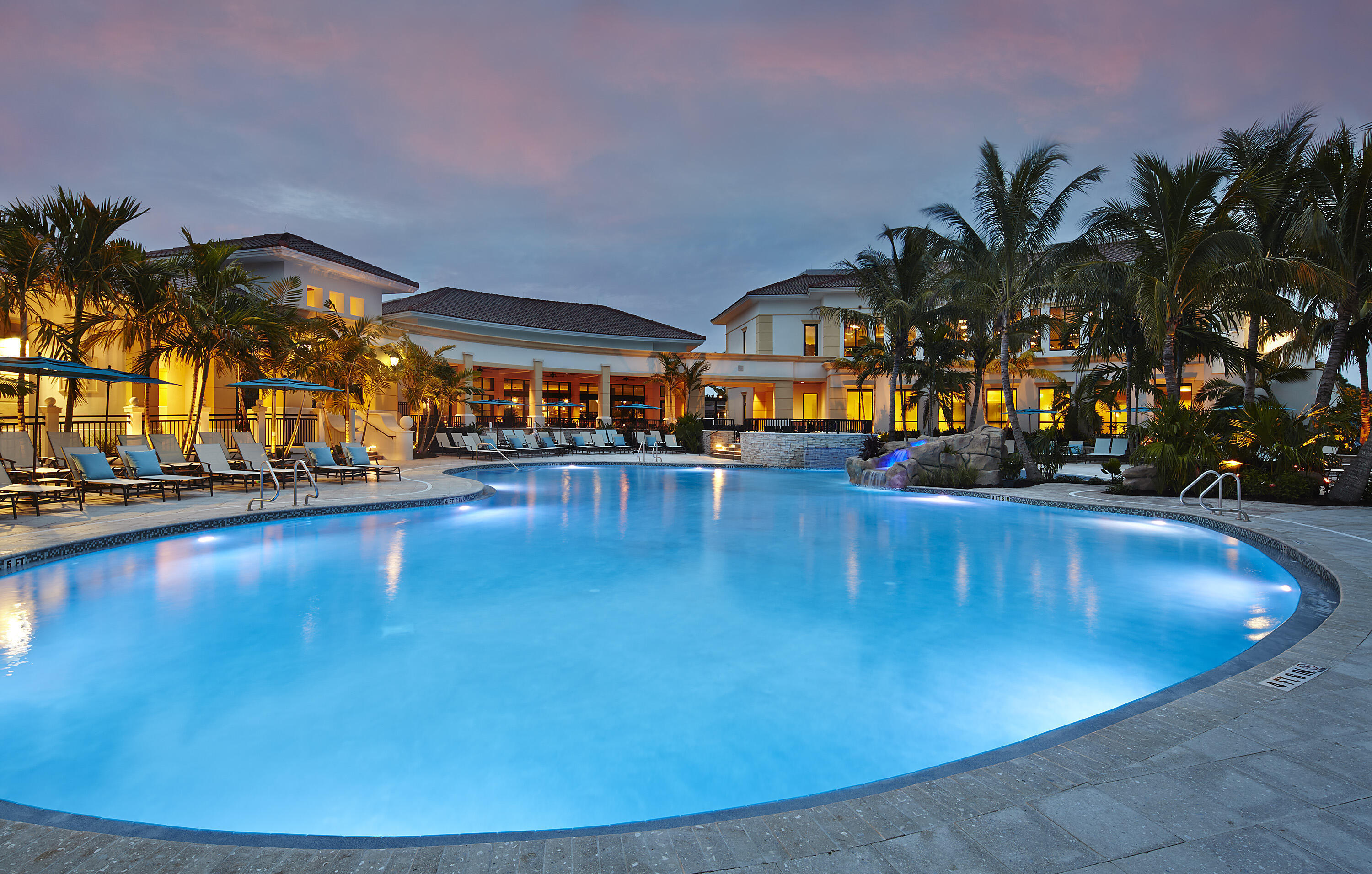 IBIS GOLF AND COUNTRY CLUB 10 - Residential Lease