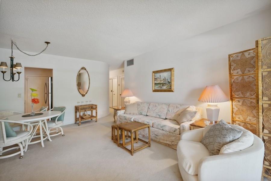 Imperial Point Colonnades - Residential
