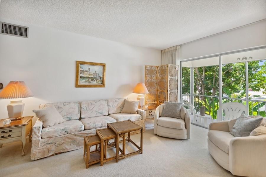 Imperial Point Colonnades - Residential