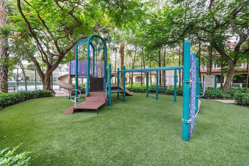 CYPRESS POINTE AT CORAL SPRINGS - Residential
