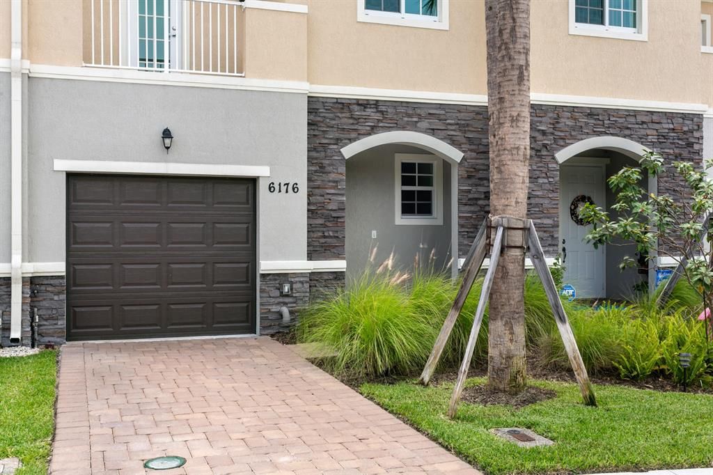 Photo of 6176 SE Portofino Circle #3-303, Hobe Sound, FL 33455 (MLS # R10744679)