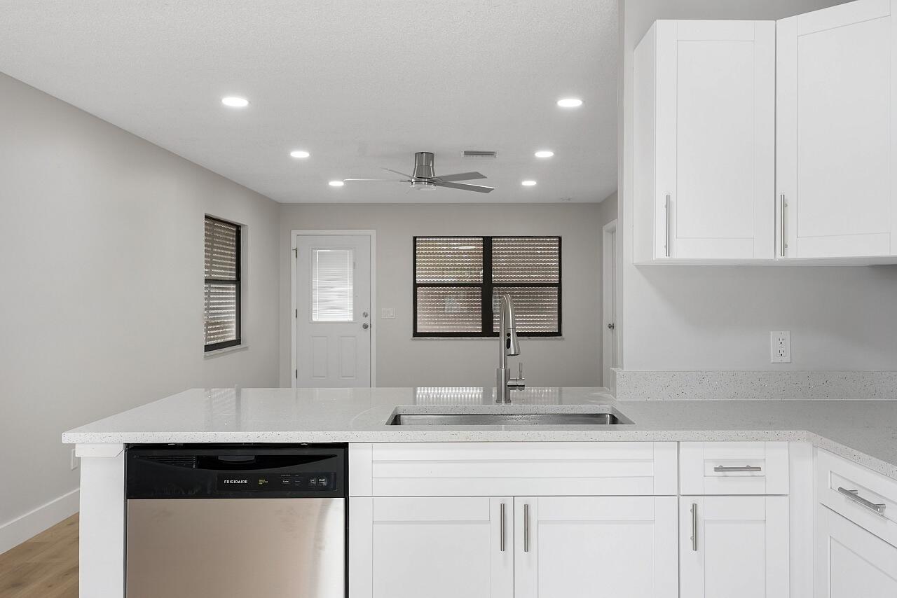 PARADISE PARK UNIT NO 2 - Residential