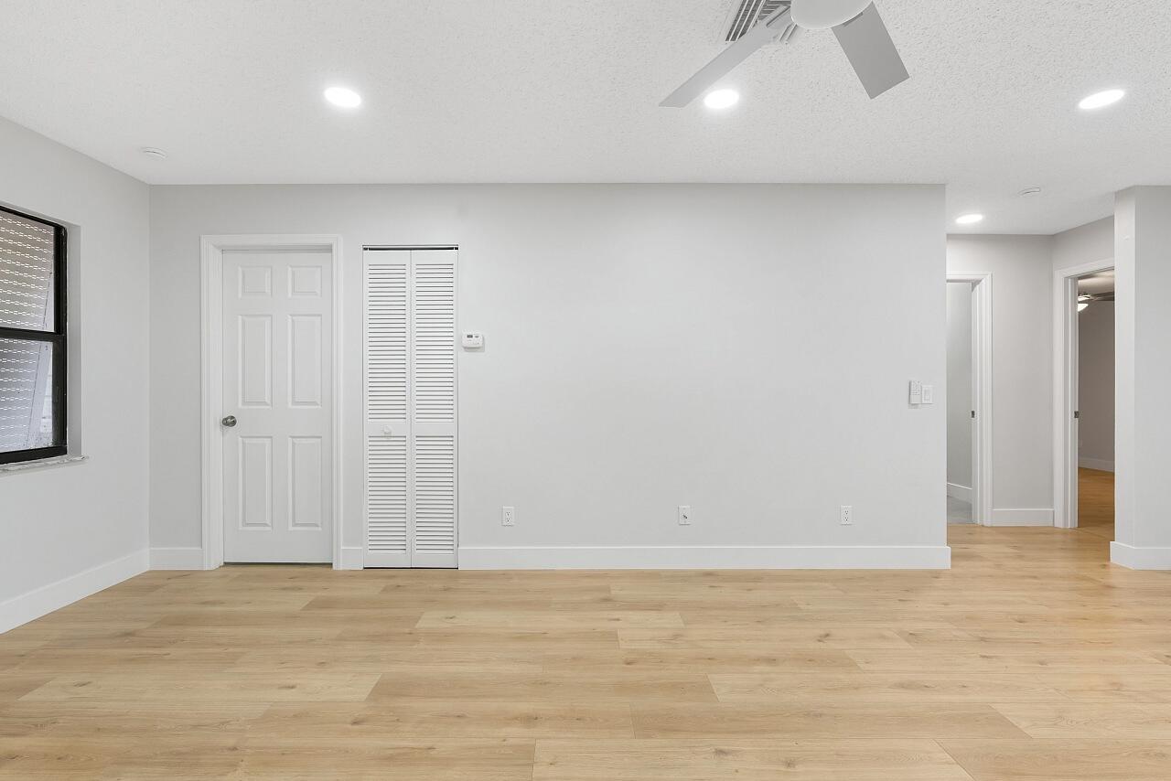 PARADISE PARK UNIT NO 2 - Residential