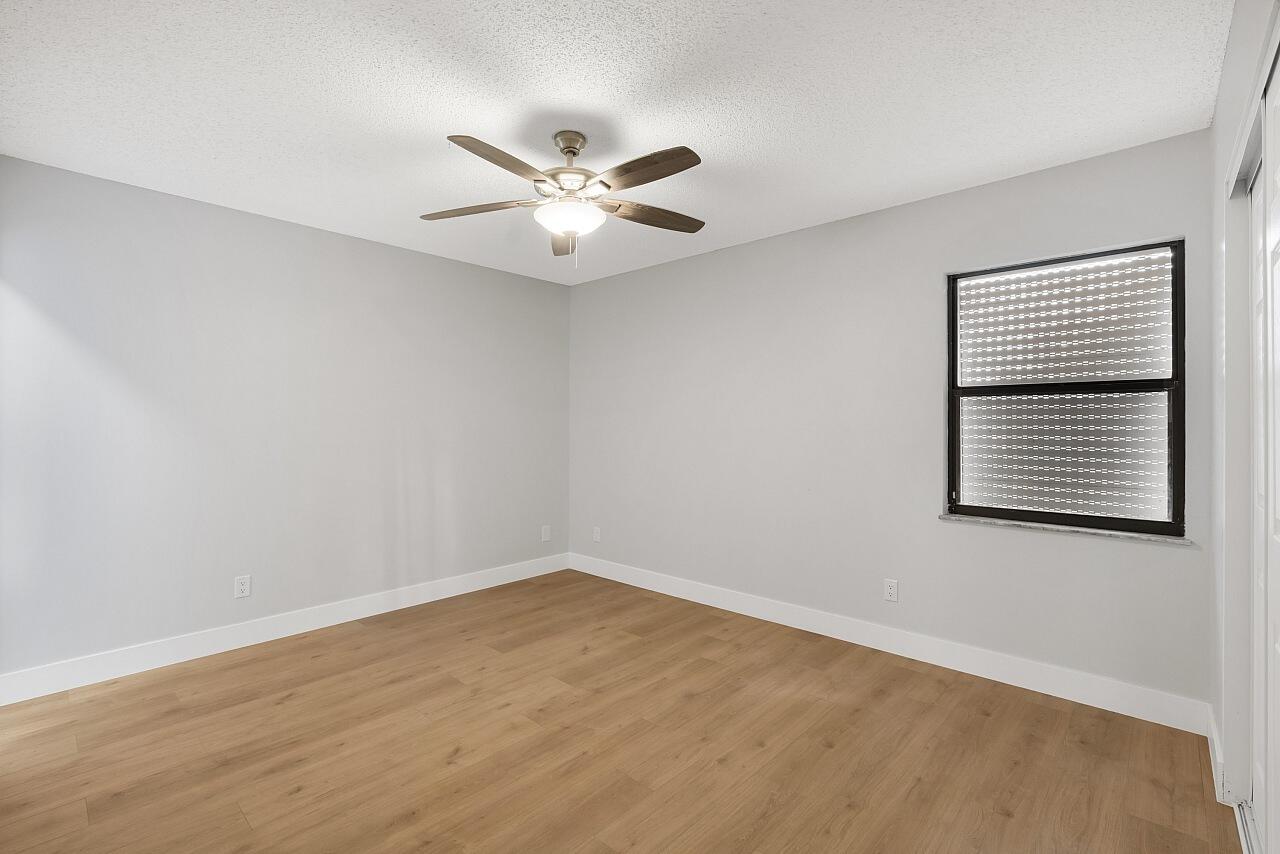 PARADISE PARK UNIT NO 2 - Residential