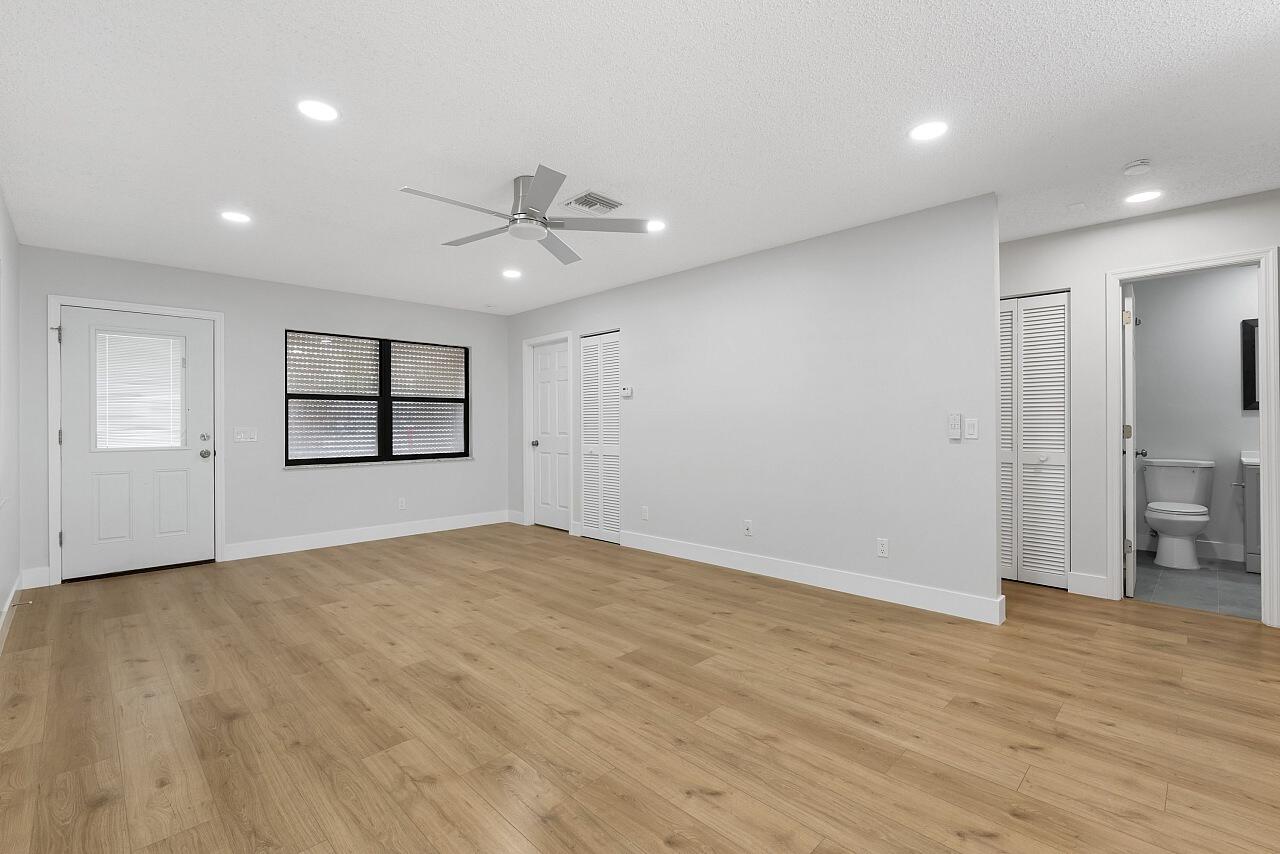 PARADISE PARK UNIT NO 2 - Residential