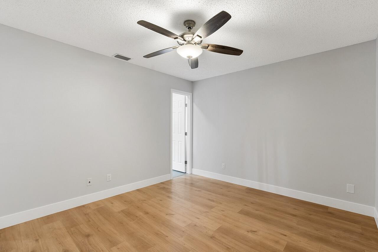 PARADISE PARK UNIT NO 2 - Residential