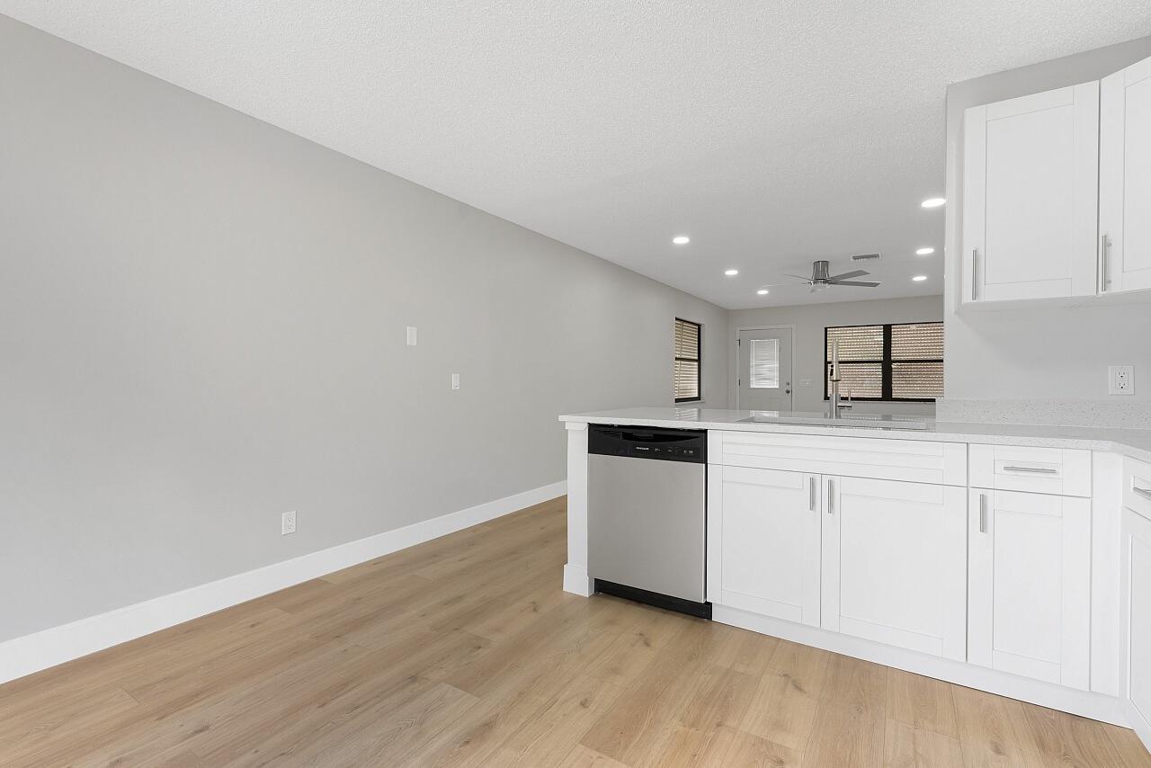 PARADISE PARK UNIT NO 2 - Residential