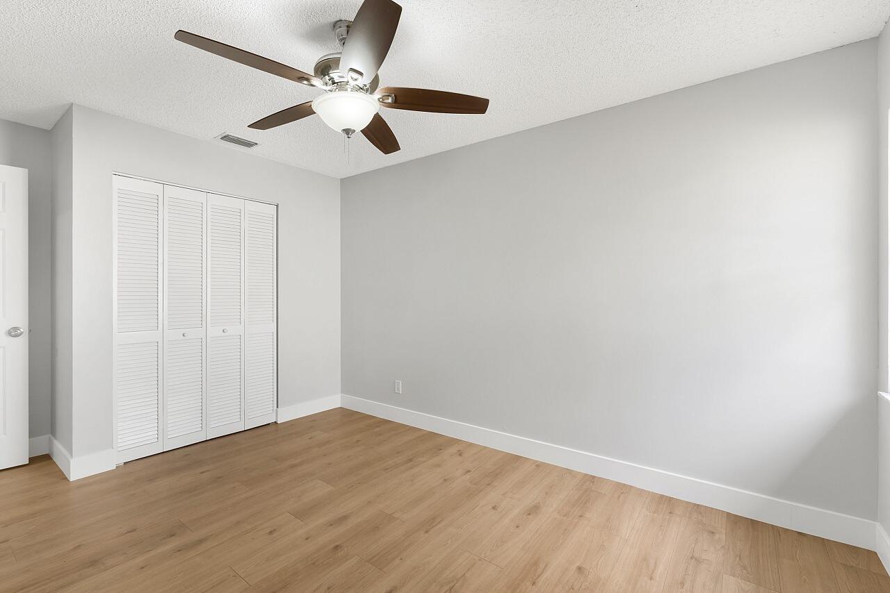 PARADISE PARK UNIT NO 2 - Residential