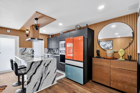 363 Washington Avenue 32 Miami Beach FL 33139