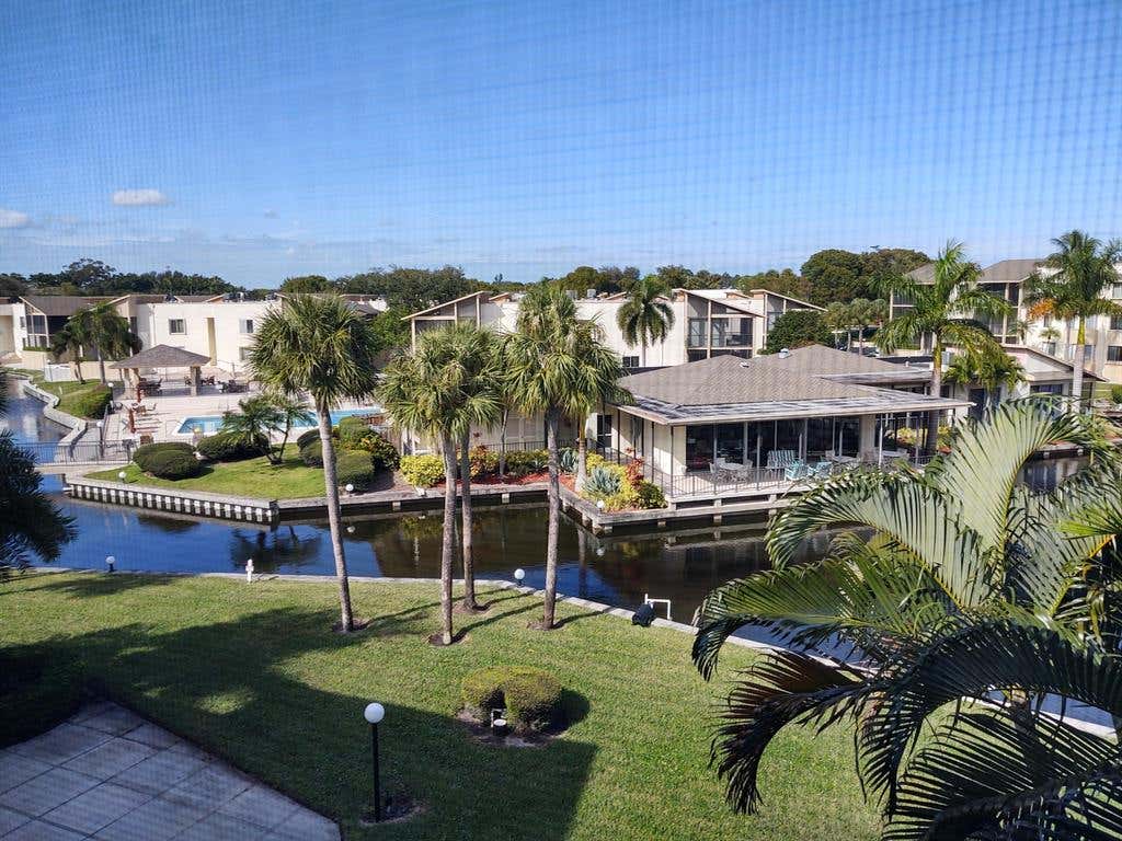 Photo of 11811 Avenue Of P G A #6-3f, Palm Beach Gardens, FL 33418 (MLS # R10682533)