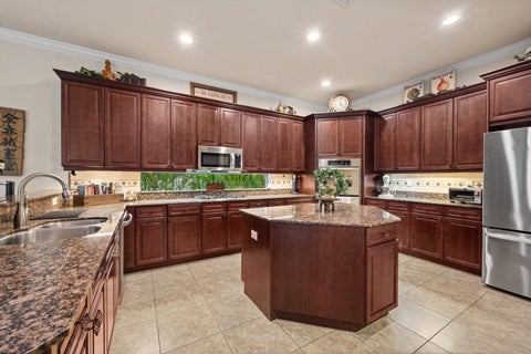 Tiny photo for 10586 Versailles Boulevard, Wellington, FL 33449 (MLS # B26090900)