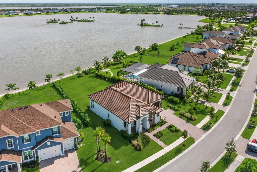 Photo of 935 Hookline Cir, Loxahatchee, FL 33470 (MLS # F10543031)