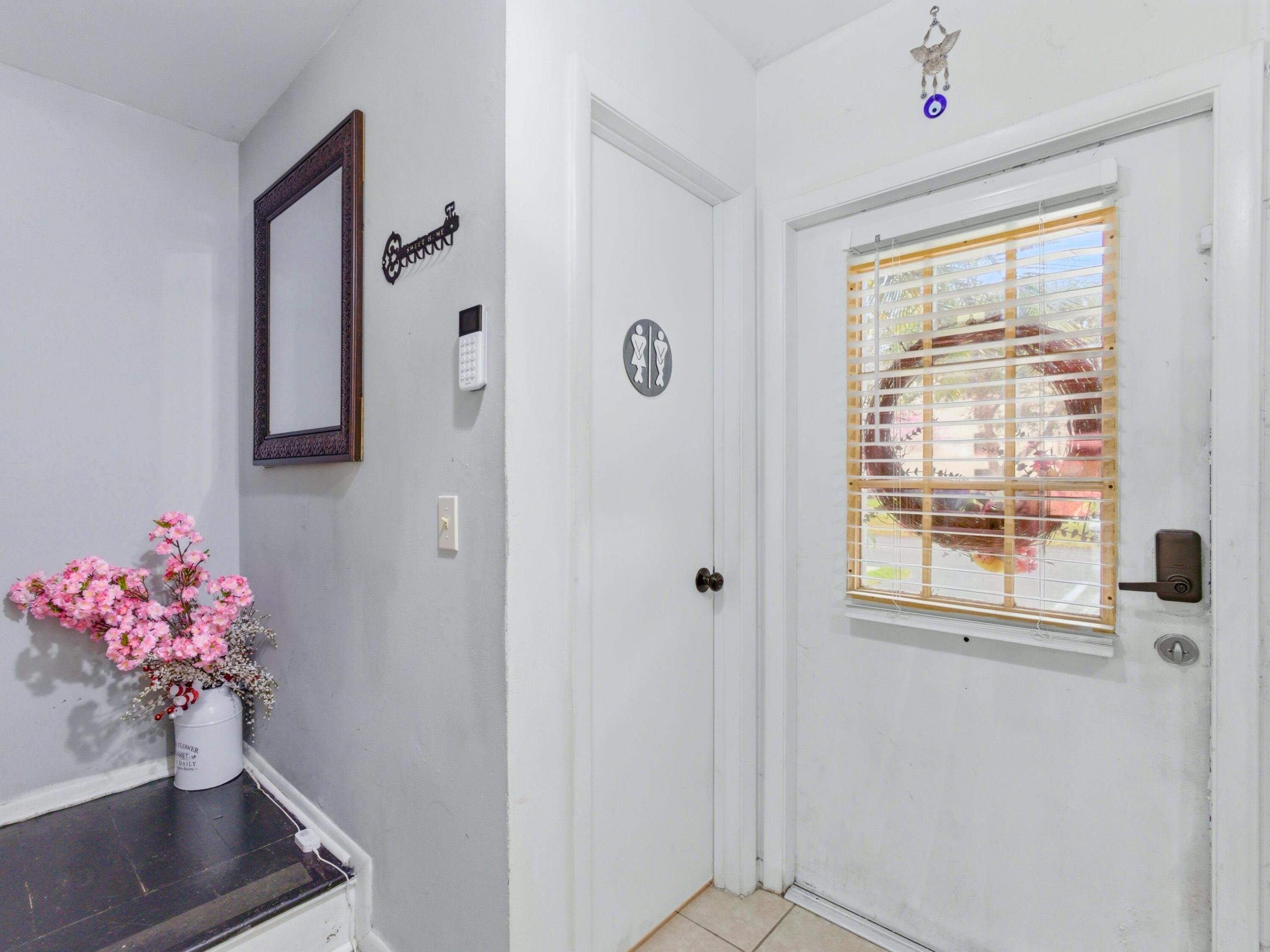 The CHARTER CLUB OF PALM BEACH - Residential