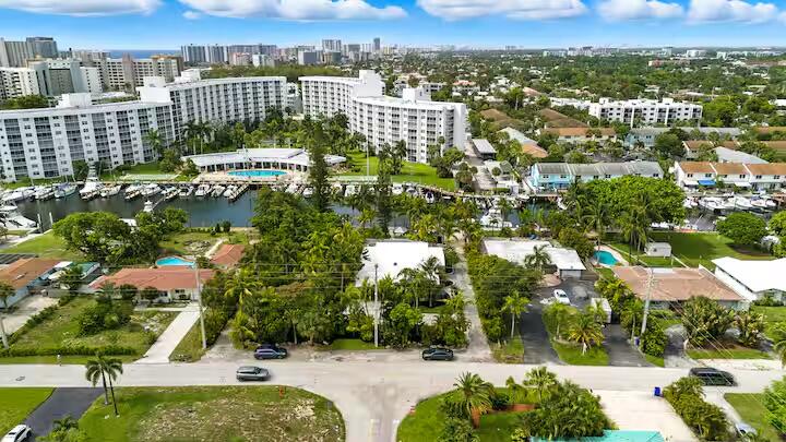 POMPANO ISLES - Residential Lease