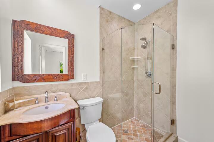 POMPANO ISLES - Residential Lease