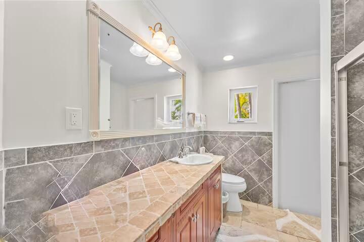 POMPANO ISLES - Residential Lease