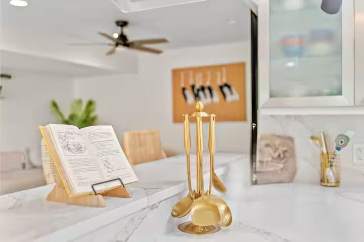 POMPANO ISLES - Residential Lease