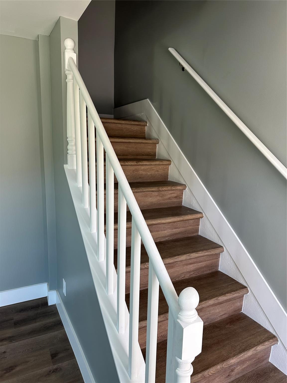 Tam O Shanter Villas - Residential Lease