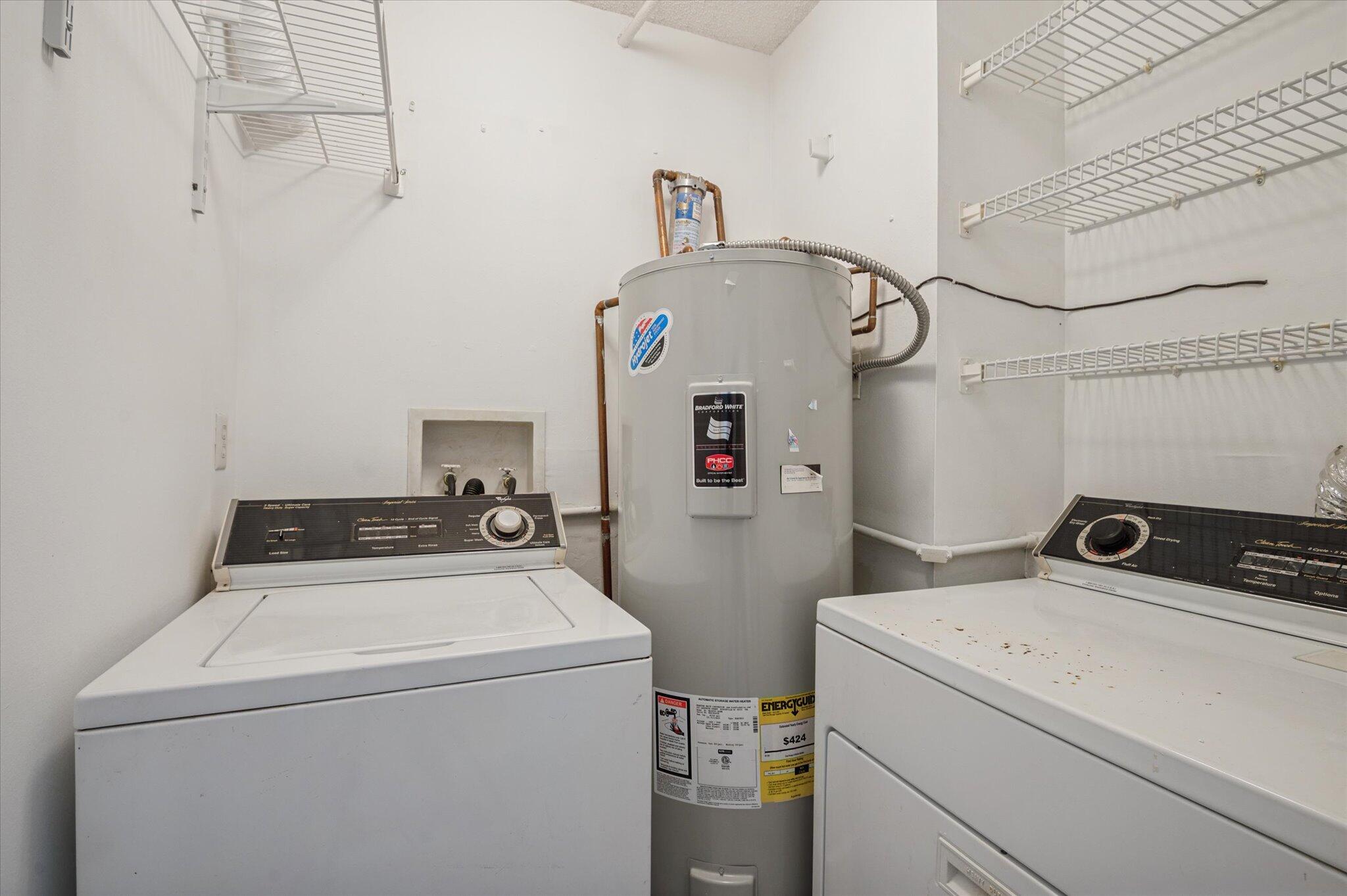 POMPANO AEGEAN CONDO - Residential Lease