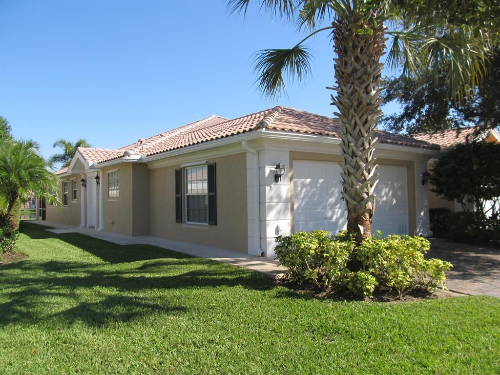 Photo of 12230 SW Elsinore Drive Dr, Port St Lucie, FL 34987 (MLS # R10737748)