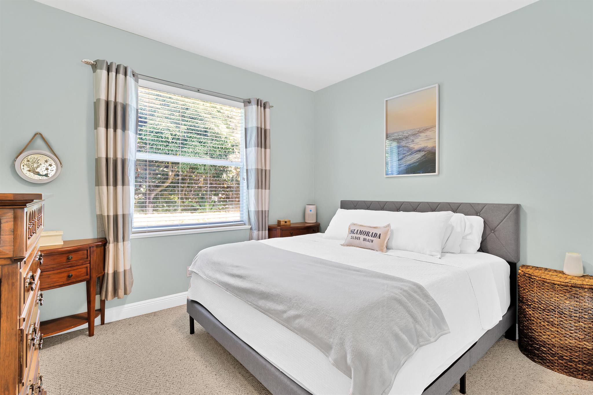 CRYSTAL FALLS OF VERO - Residential