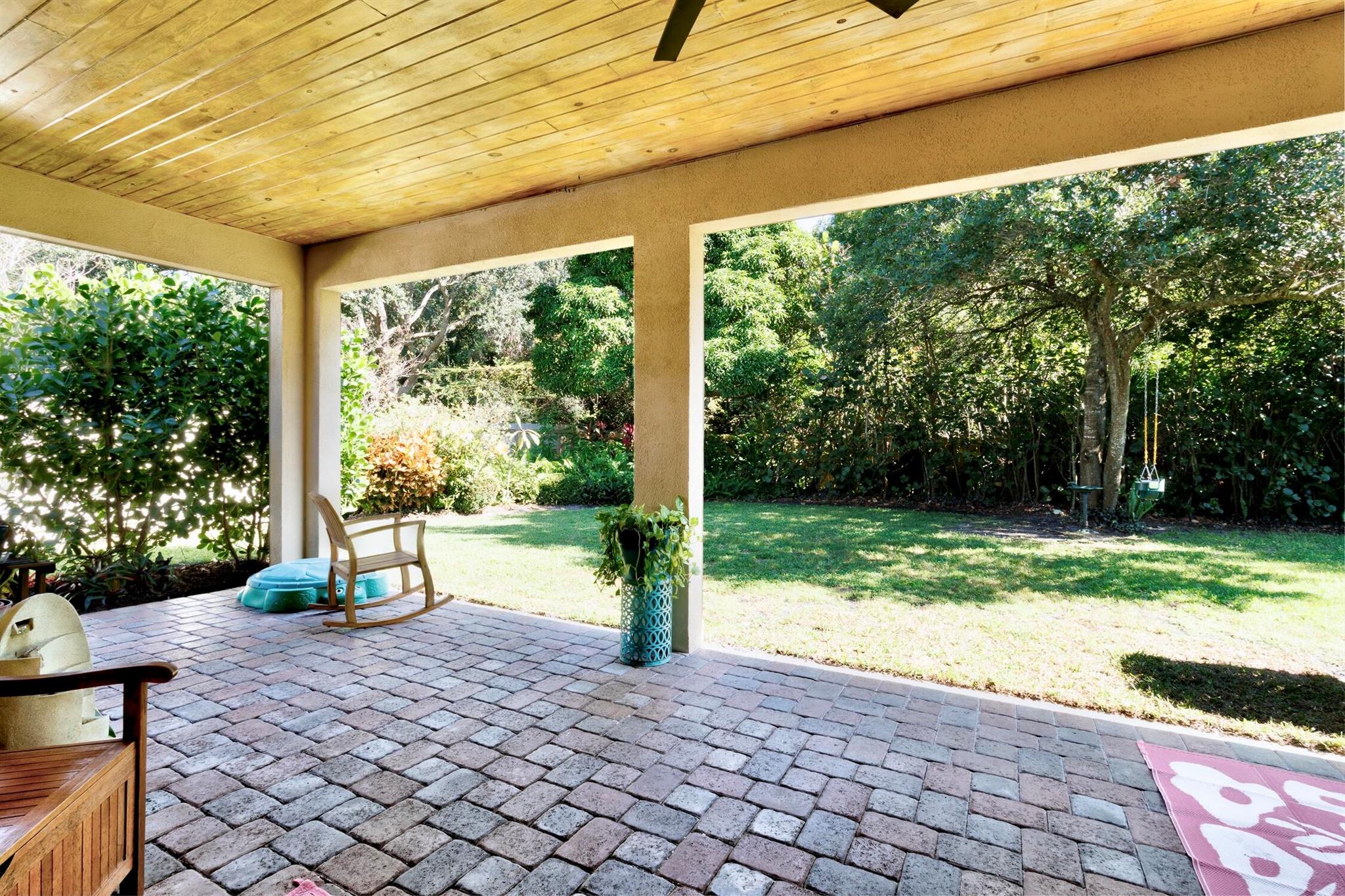 CRYSTAL FALLS OF VERO - Residential