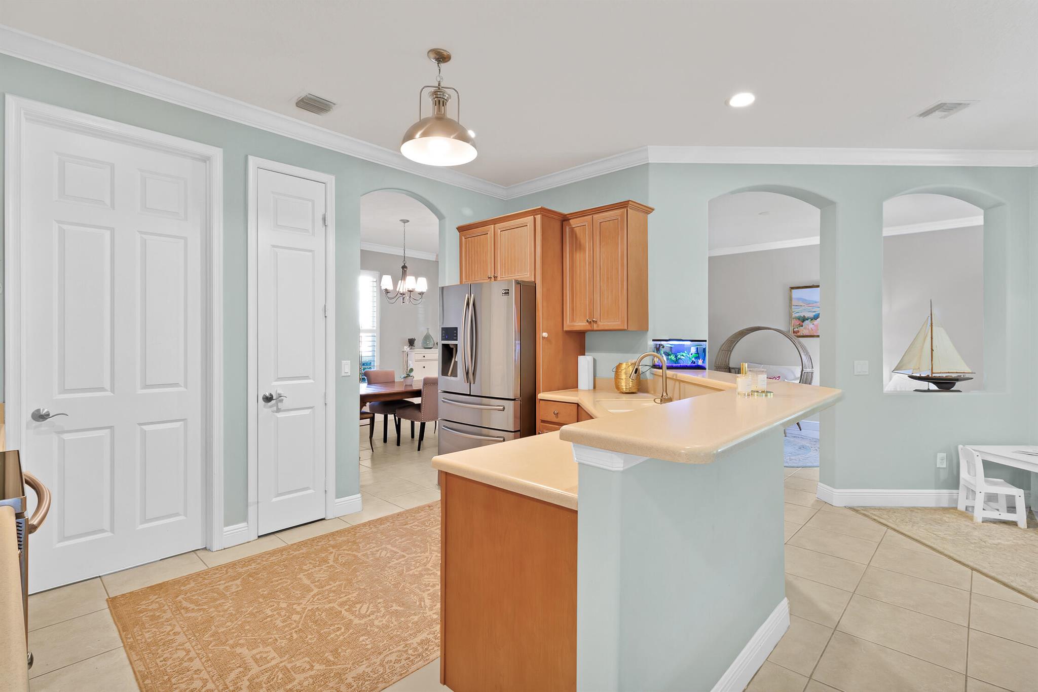 CRYSTAL FALLS OF VERO - Residential