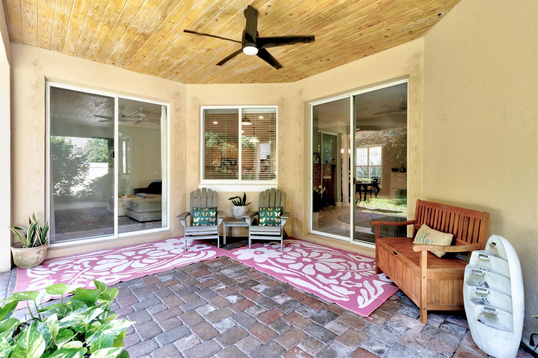 CRYSTAL FALLS OF VERO - Residential