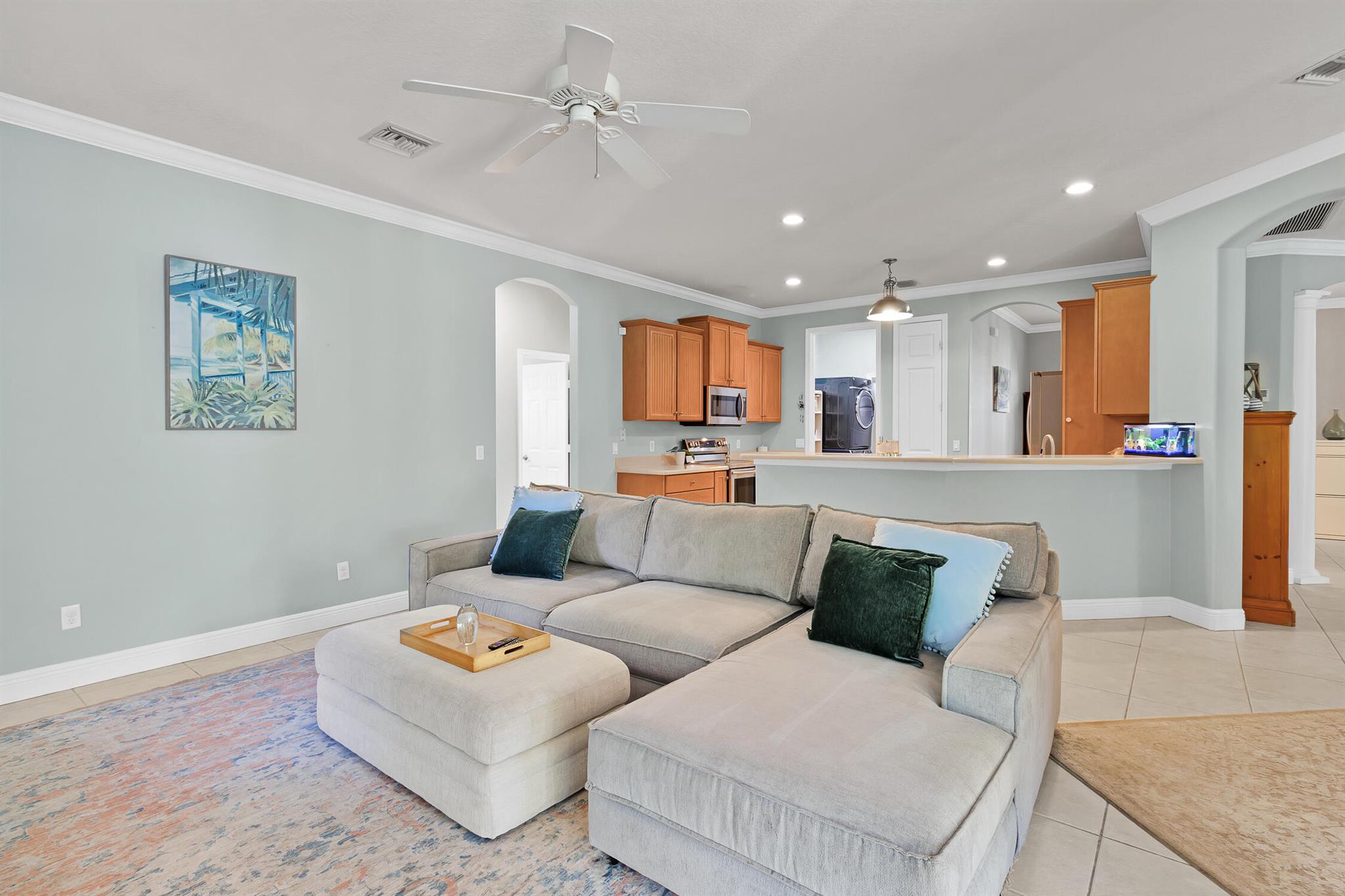 CRYSTAL FALLS OF VERO - Residential