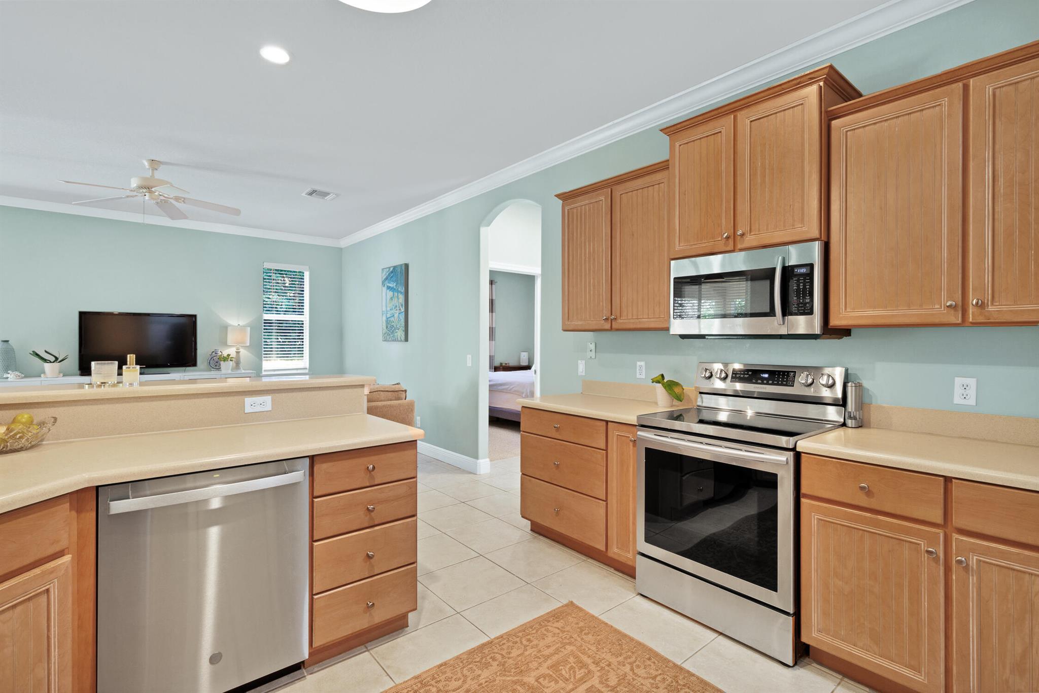 CRYSTAL FALLS OF VERO - Residential