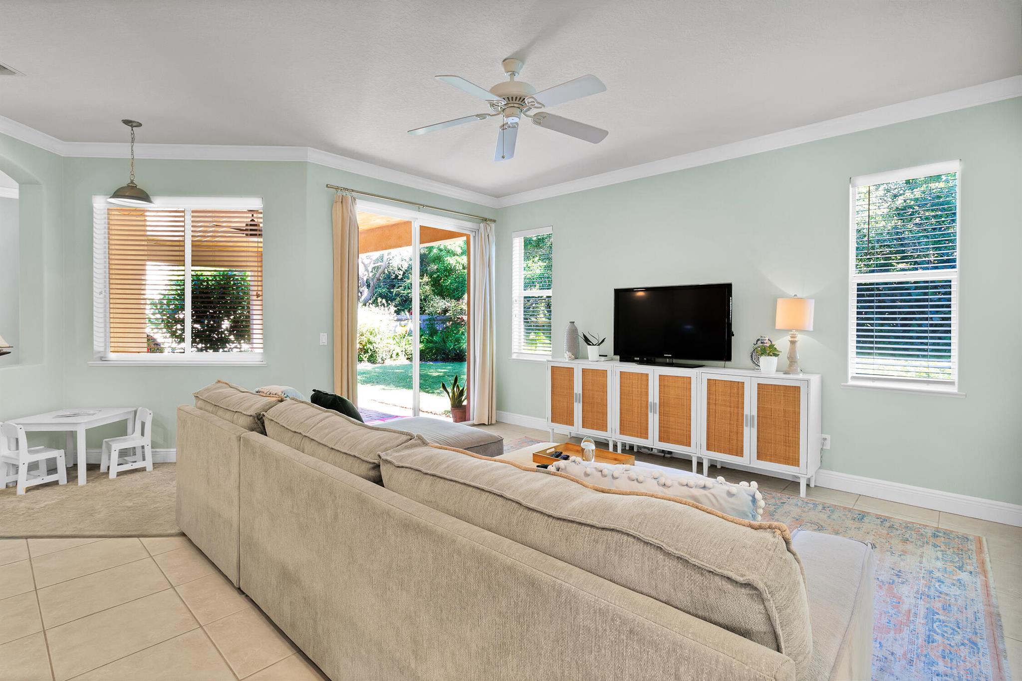 CRYSTAL FALLS OF VERO - Residential