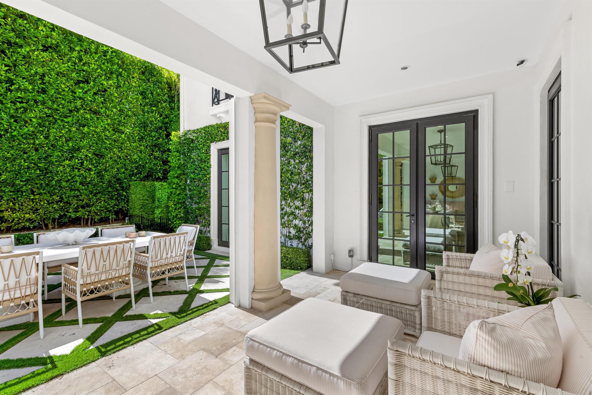 FLORAL PARK - Residential