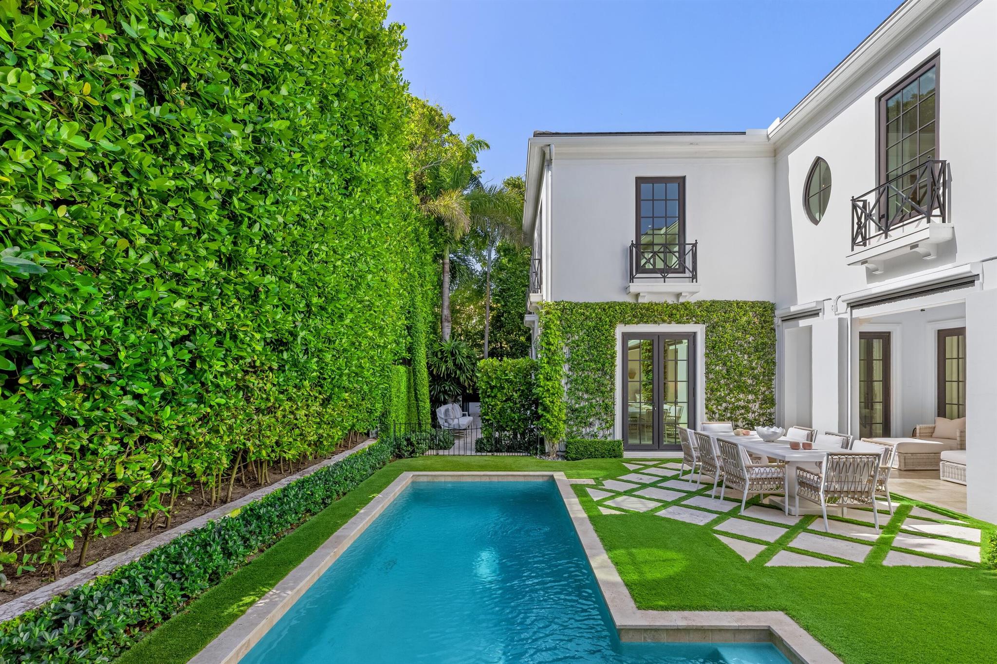 FLORAL PARK - Residential