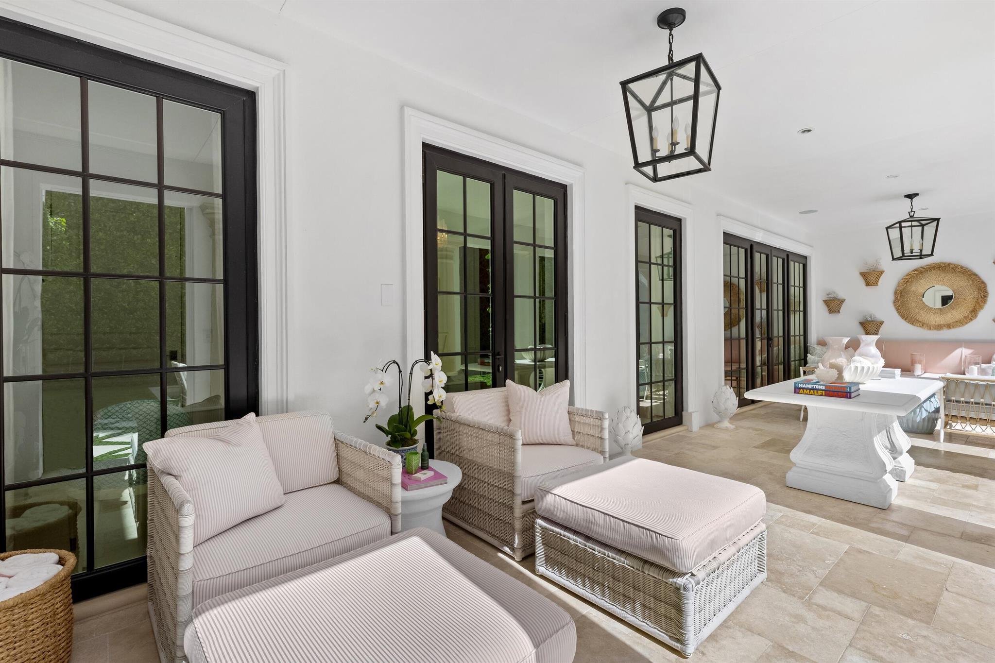 FLORAL PARK - Residential